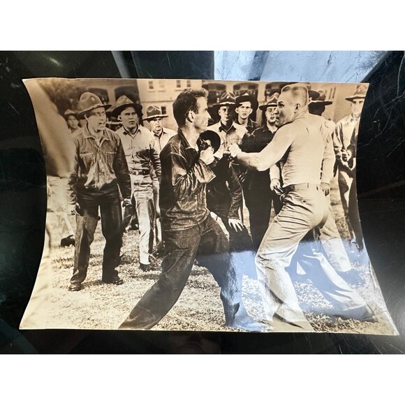 Vintage ‘From Here to Eternity’ 1953 Montgomery Clift Harry Bellaver Fight Scene - Picture 2 of 14